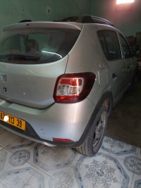 voitures-dacia-sandero-2013-el-oued-algerie