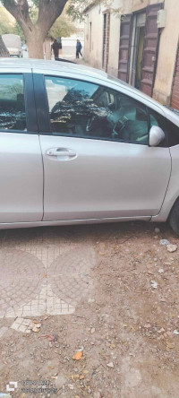 voitures-toyota-yaris-2009-tiaret-algerie