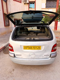 voitures-renault-scenic-2001-msila-algerie