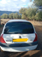 voitures-renault-clio-1-2001-aomar-bouira-algerie