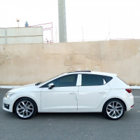 voitures-seat-leon-2014-medea-algerie