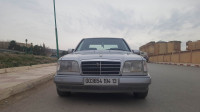 grande-berline-mercedes-classe-e-1994-sebdou-tlemcen-algerie