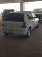 voitures-renault-clio-campus-2011-extreme-annaba-algerie