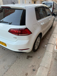 voitures-volkswagen-golf-7-2017-trendline-bir-mourad-rais-alger-algerie