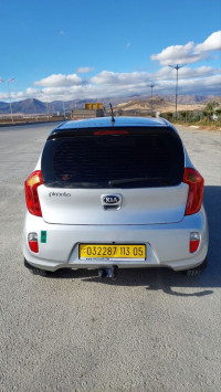 voitures-kia-picanto-2013-pop-batna-algerie