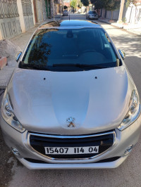 voitures-peugeot-208-2014-allure-oum-el-bouaghi-algerie