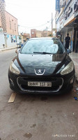 moyenne-berline-peugeot-308-2013-bechar-algerie