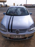 moyenne-berline-volkswagen-golf-5-2005-sidi-amrane-el-meghaier-algerie