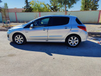 moyenne-berline-peugeot-308-2013-ain-arnat-setif-algerie