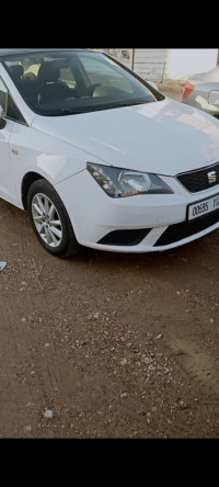 voitures-seat-ibiza-2017-sol-chlef-algerie