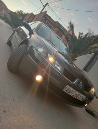 voitures-renault-laguna-2-2001-expression-bordj-ghedir-bou-arreridj-algerie