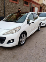 voitures-peugeot-207-2010-oran-algerie