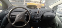 voitures-toyota-yaris-2003-sour-el-ghouzlane-bouira-algerie