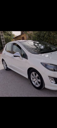 voitures-peugeot-308-2012-khenchela-algerie