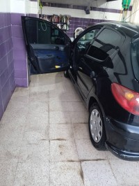 سيارات-peugeot-206-2005-الدويرة-الجزائر