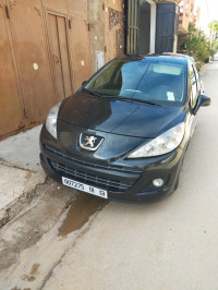 voitures-peugeot-207-2011-hennaya-tlemcen-algerie