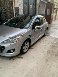 voitures-peugeot-207-2012-bordj-el-kiffan-alger-algerie