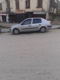 voitures-renault-clio-classique-2003-el-milia-jijel-algerie