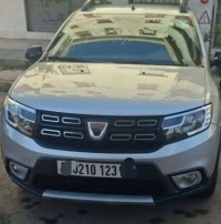 سيارات-dacia-sandero-2023-stepway-expression-plus-عين-طاية-الجزائر
