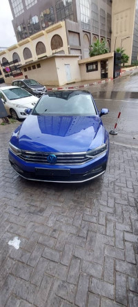 voitures-volkswagen-passat-2022-r-line-bir-mourad-rais-alger-algerie