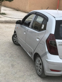 voitures-hyundai-i10-2011-biskra-algerie