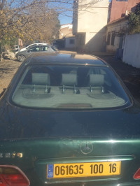 voitures-mercedes-classe-e-2000-staoueli-alger-algerie