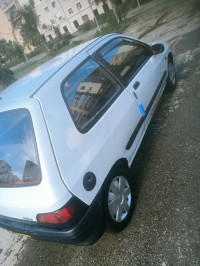 voitures-renault-clio-1-1996-ouled-chebel-alger-algerie