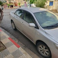 voitures-toyota-corolla-verso-2009-jijel-algerie