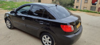 voitures-kia-rio-5-portes-2009-medea-algerie