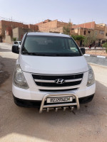 commerciale-hyundai-h1-2014-vitre-9-places-laghouat-algerie