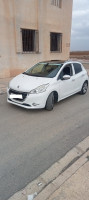 voitures-peugeot-208-2014-allure-bouira-algerie