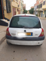 voitures-renault-clio-2-2000-chlef-algerie