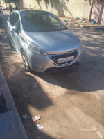 voitures-peugeot-208-2014-allure-kolea-tipaza-algerie