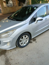 voitures-peugeot-308-2010-les-eucalyptus-alger-algerie