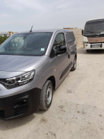 voitures-fiat-doblo-2024-algerie