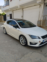 moyenne-berline-seat-leon-2014-mila-algerie