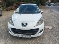 voitures-peugeot-207-2012-constantine-algerie