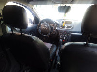 voitures-renault-clio-3-2011-ouled-yaich-blida-algerie