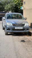 voitures-toyota-hilux-2015-tizi-ouzou-algerie