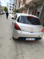 voitures-peugeot-308-2012-constantine-algerie