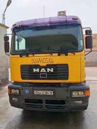 Man f 2000 Man 2004