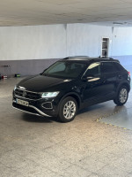 voitures-volkswagen-t-roc-2023-life-constantine-algerie