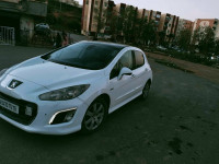 voitures-peugeot-308-2012-el-kharrouba-boumerdes-algerie