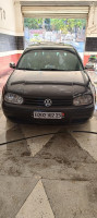 moyenne-berline-volkswagen-golf-4-2002-hamma-bouziane-constantine-algerie