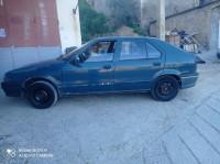 berline-renault-19-1993-ait-rzine-bejaia-algerie