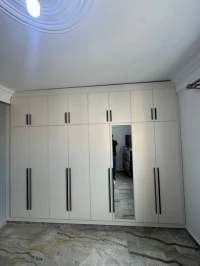 Dressing placard sur mesure moderne mdf high gloss خزانة ملابس