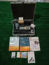 Analyseur de gaz de combustion professionnel Testo 330-2 LL