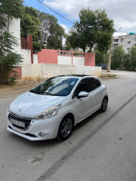 voitures-peugeot-208-2015-allure-constantine-algerie