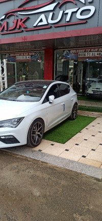 voitures-seat-leon-2018-fr-chlef-algerie