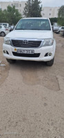 voitures-toyota-hilux-2015-legend-dc-4x4-pack-luxe-bejaia-algerie